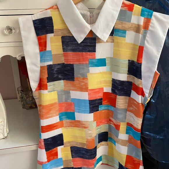 Very cute silk color block top - Picture 2 of 4